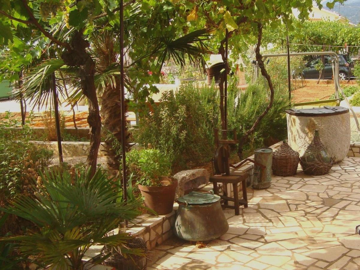 Rooms Rita Cres Exterior photo