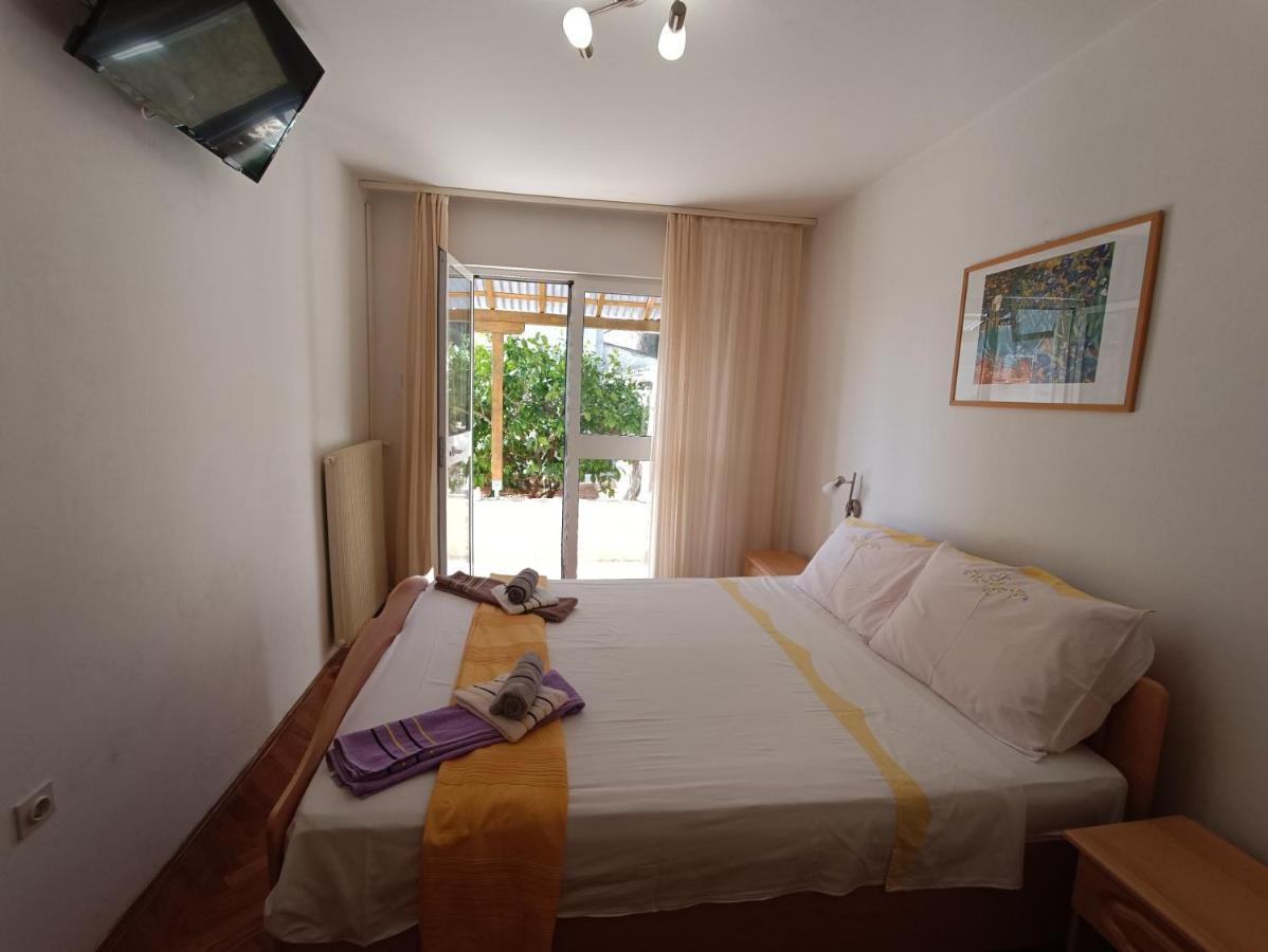 Rooms Rita Cres Exterior photo