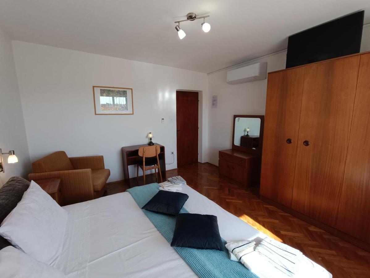 Rooms Rita Cres Exterior photo