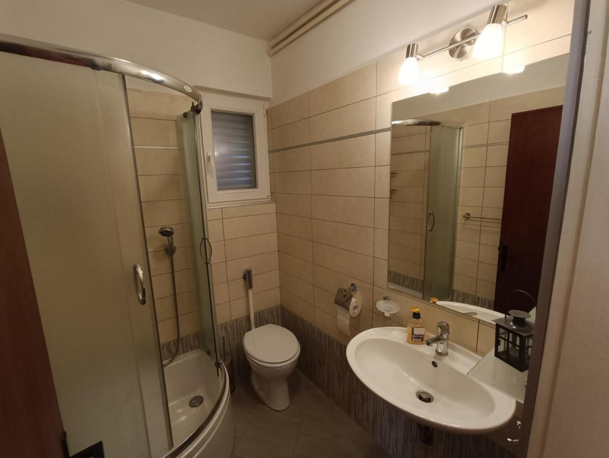 Rooms Rita Cres Exterior photo